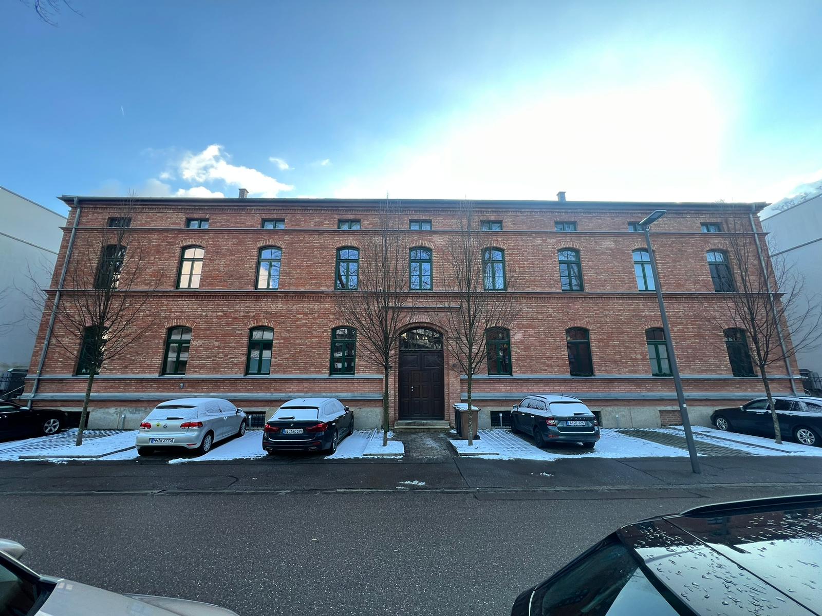 Backstein-Altbau, Außenansicht